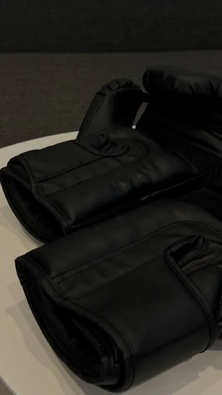 Боксерские перчатки 14 oz 1