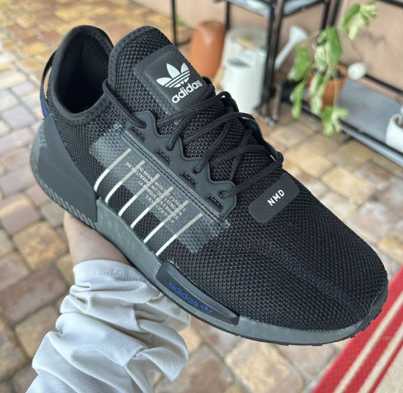 New in box Adidas NMD R1 V2 Black US size 10.5 2