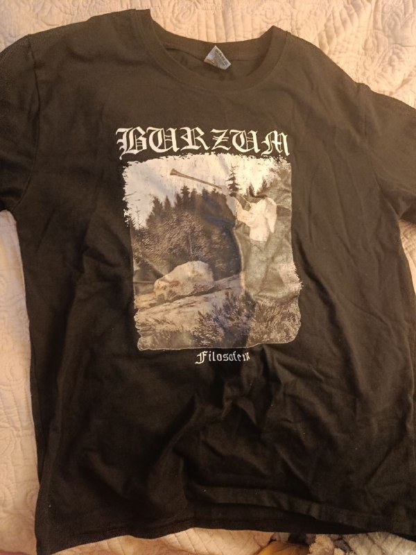 Адидаска размер S, Найк кофта размер М, футболка размер М 3