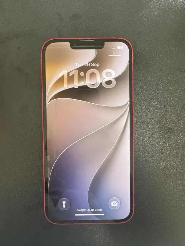 iPhone 14 Product Red 128GB 1