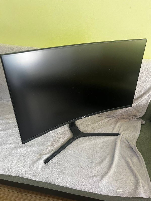 3 монитора 2E 31.2'' curved и 60 Hz 2