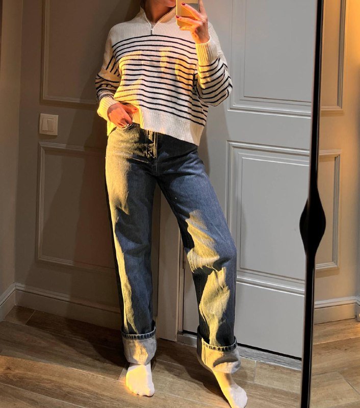 Джинсы Massimo Dutti, Свитер Mango, Шорты Nike, Книга Setters, Шорты H&M, Куртка Roxy 1