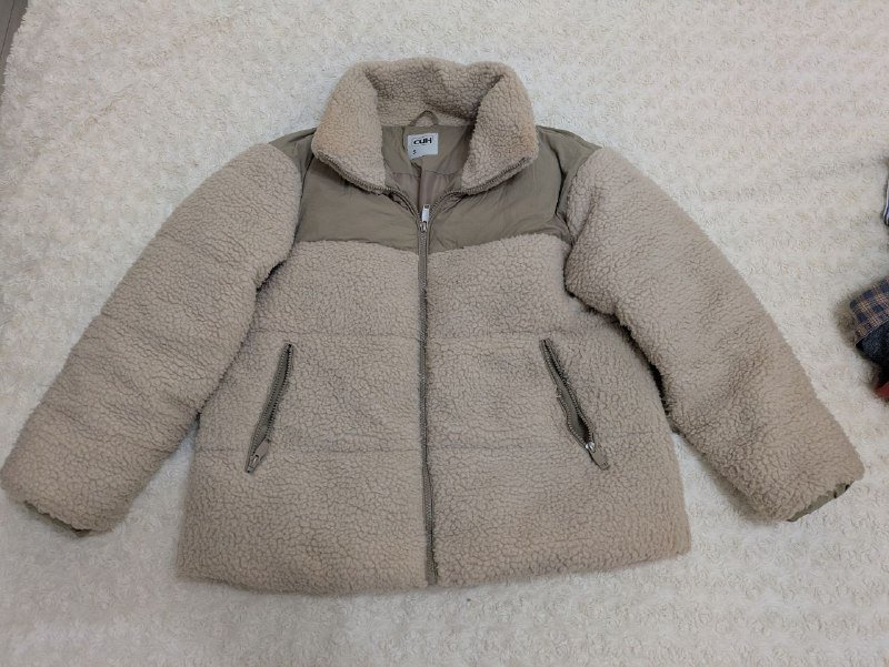 Пуховик женский размер S