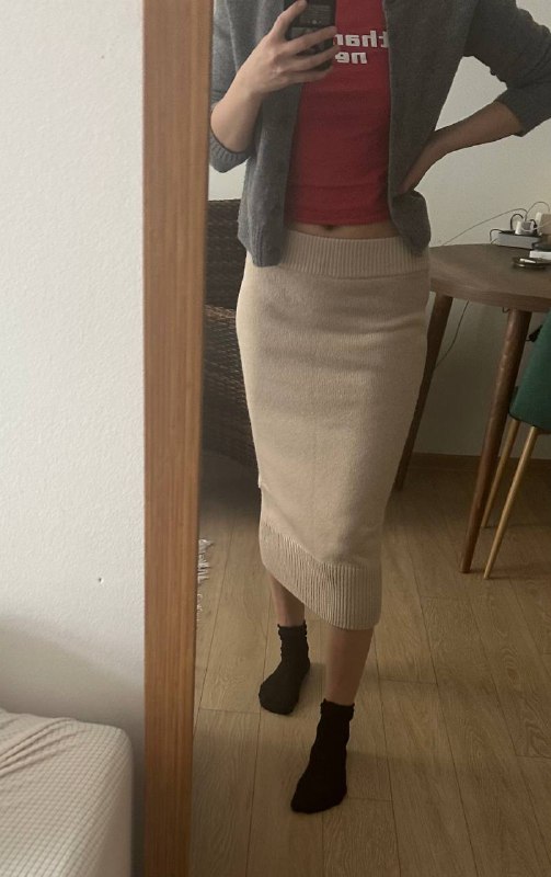 платье mango S-M, кардиган zara M, юбка бежевая трикотажная М h&m, пиджаки черный и коричневый, сумки разные 3