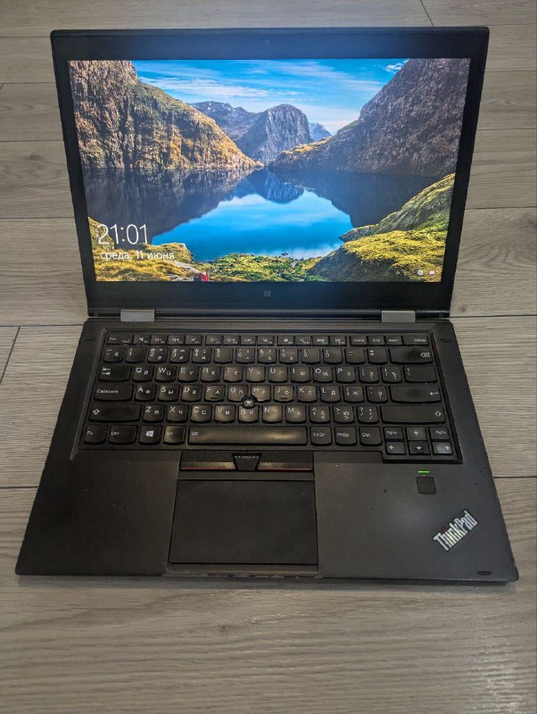 Lenovo ThinkPad Yoga X1 Gen 2 Laptop 2