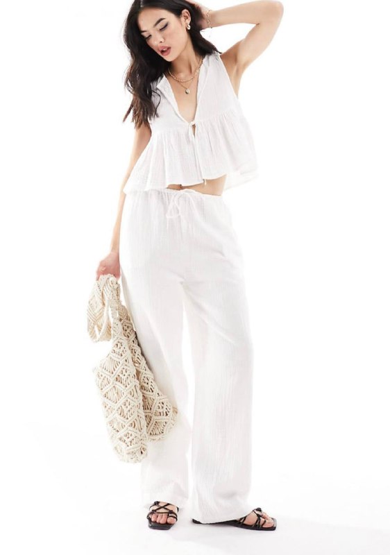 Белые брюки Isla & Bird, Платье Asos Design