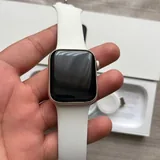 iPhone 13 Pro Max, Apple Watch SE 4