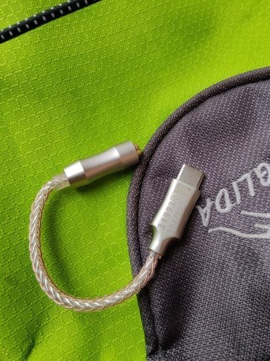 Переходник для наушников с усилителем и ЦАП CX31993