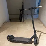 Самокат Ninebot Max G2, пылесос 2