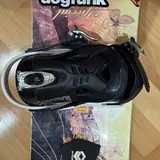 Snowboard with bindings 2