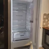 Встраиваемый холодильник Whirlpool WHC18T311 1