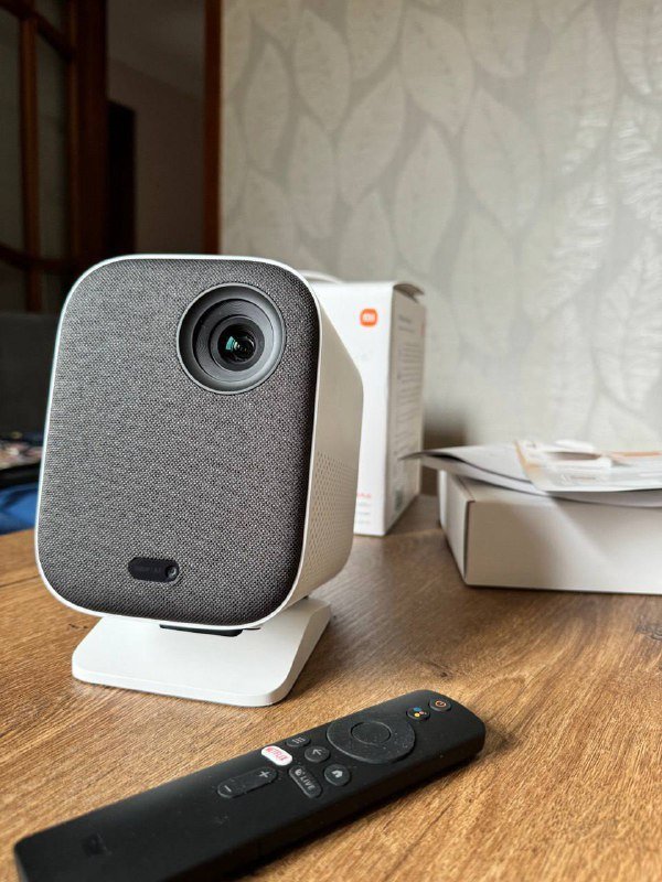 Mi Smart Projector 2 с подставкой 2