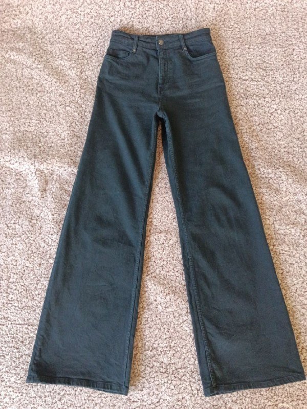 Джинсы Zara, куртка Bata на синтепоне