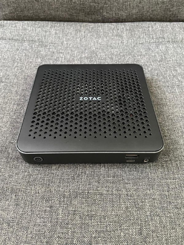 Мини-компьютер Zotac ZBOX-MI643 Intel Core i5 16Гб SSD 256Гб