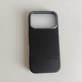 Чехлы на iPhone 17 и iPhone 17 Pro 3