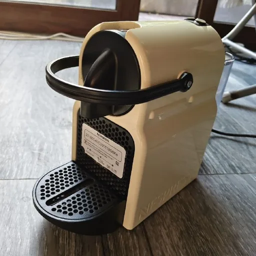Капсульная кофемашина Nespresso