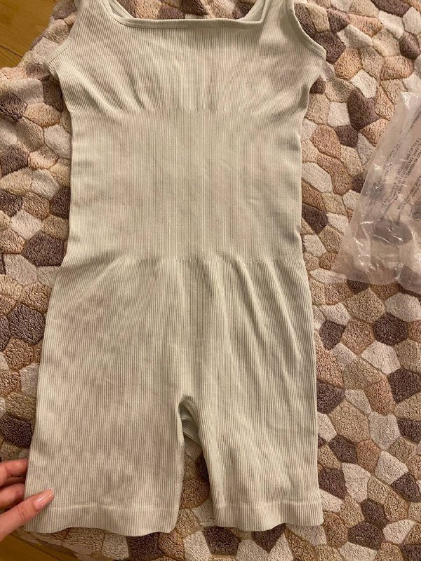 Женский базовый спортивный комбинезон XS/S черный серо-бежевый 6