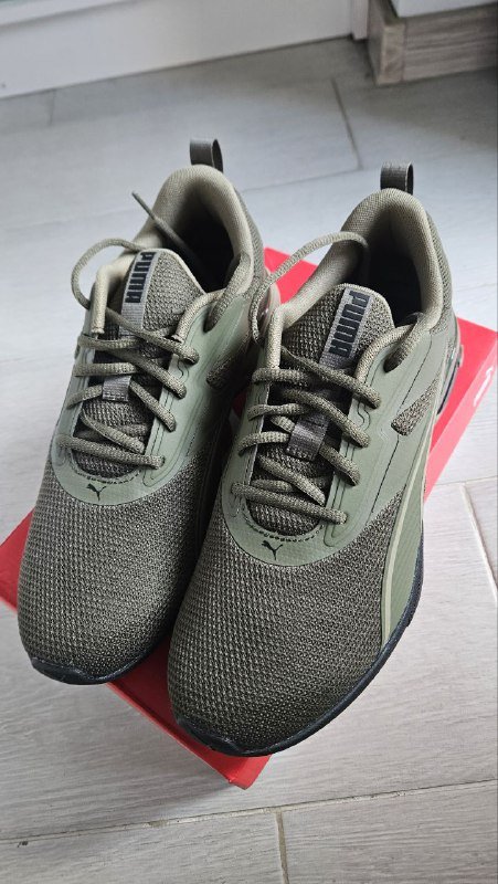 мужские кроссовки Puma, новые, размер 43 3