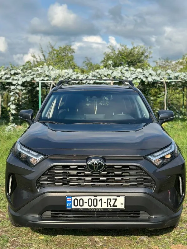 Toyota RAV4 1