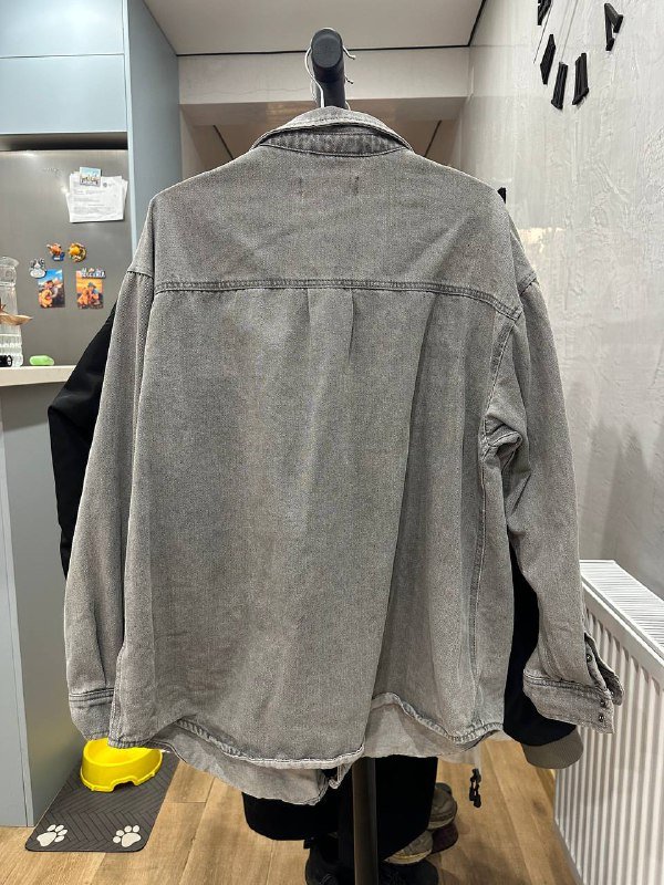 Джинсовая рубашка, пальто, зимняя куртка, мужские и женские штаны, боди, платье 2