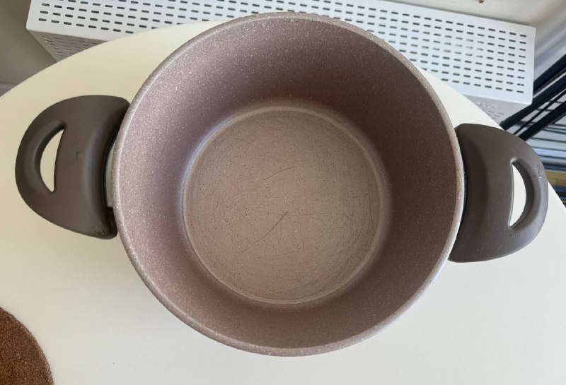 Кастрюля с крышкой, в хорошем состоянии 3