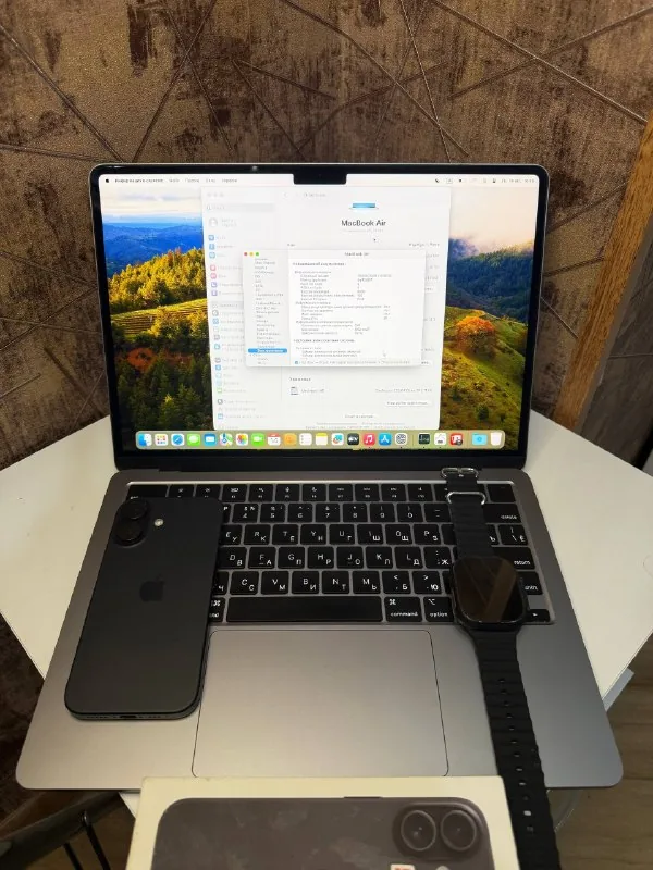 MacBook Air, iPhone 16, Apple Watch Ultra 3