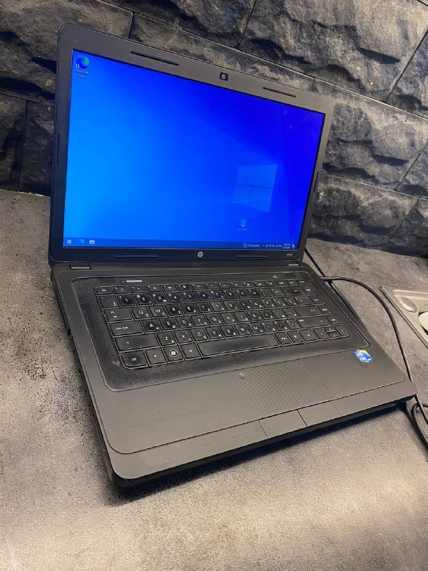 Ноутбук Intel Core i3 6GB 320GB 6