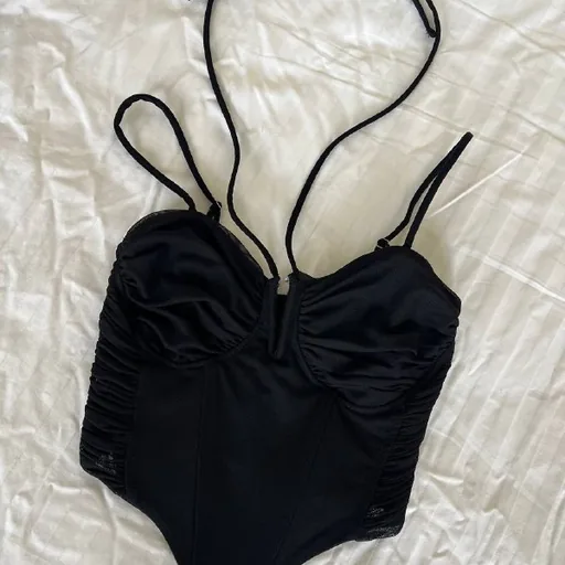 Корсет Bershka