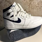 Air Jordan 1 Retro High OG 5