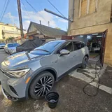 Volkswagen ID4 AWD PRO 5
