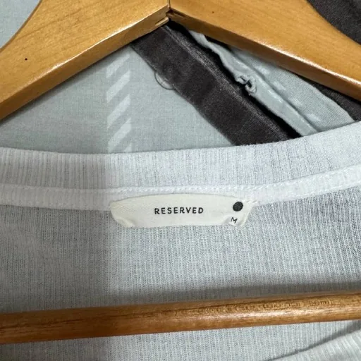 Белая кофта Reserved