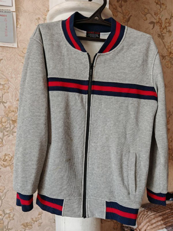 Мужской бомбер размер L