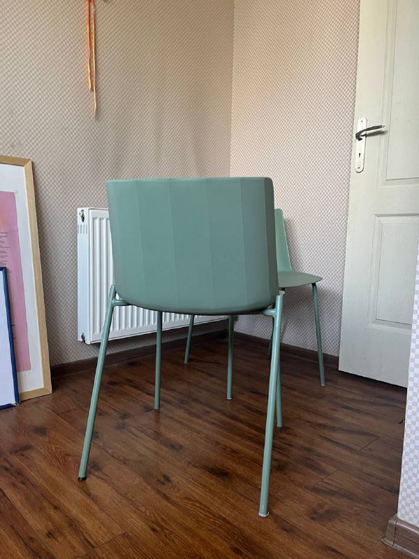 2 мятных стула