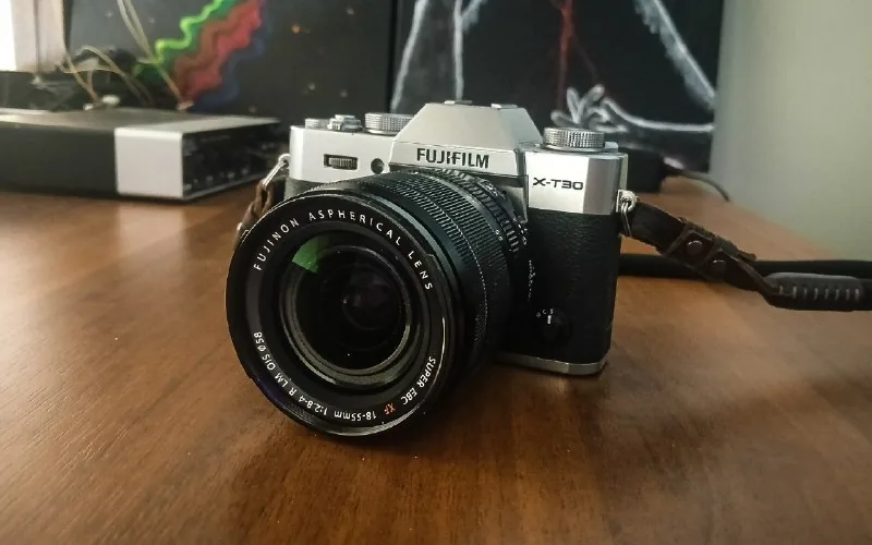 Fujifilm X-T30 с объективом XF 18-55mm 1