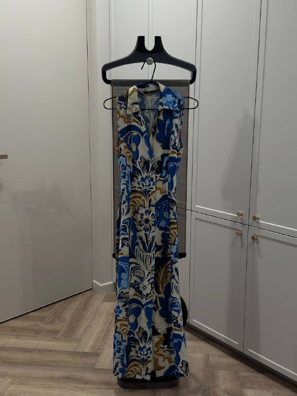 Платье ZARA XS многоцветное