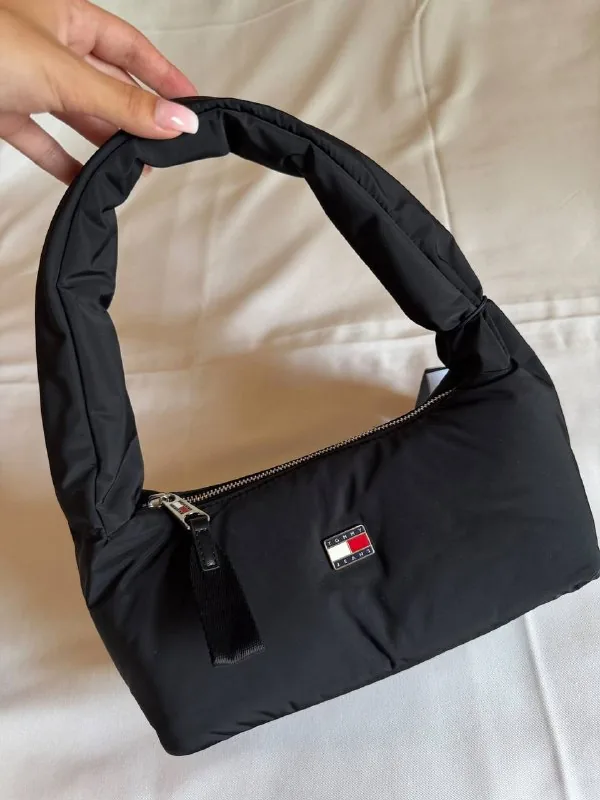 Три сумки Tommy Jeans 1