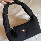 Три сумки Tommy Jeans 1