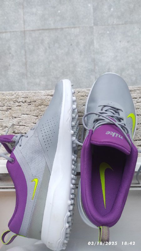 Мужские кроссовки Nike размер 41