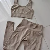 Купальники, комплекты, лосины, тренч 4
