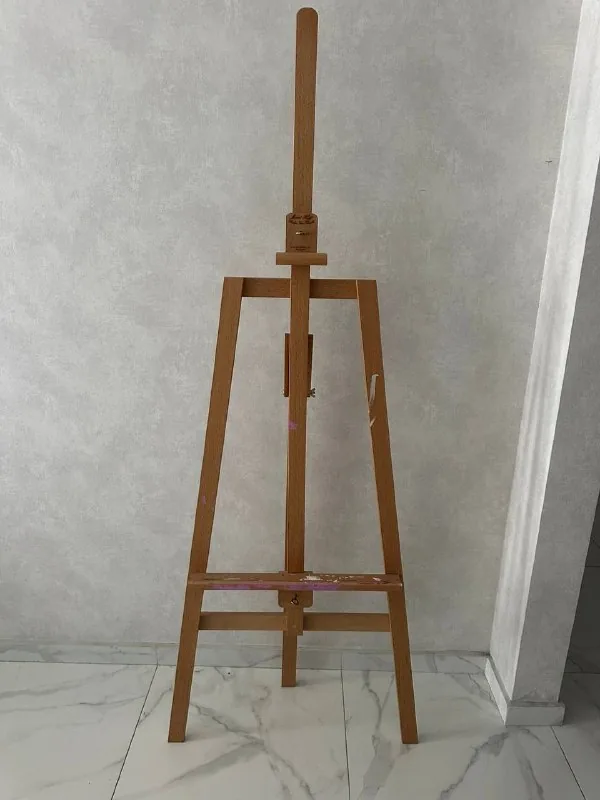 Мольберт 1