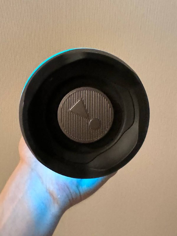 JBL PULSE 4 Black колонка 1