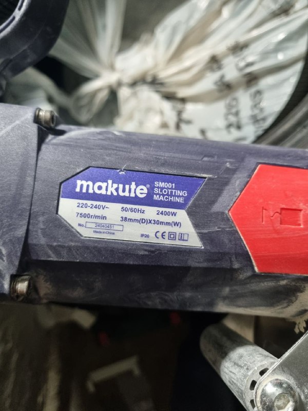 Инструменты и аксессуары Makita, Bosch
