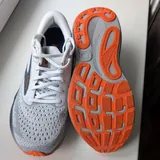 Мужские беговые кроссовки Brooks Adrenaline GTS 24 4