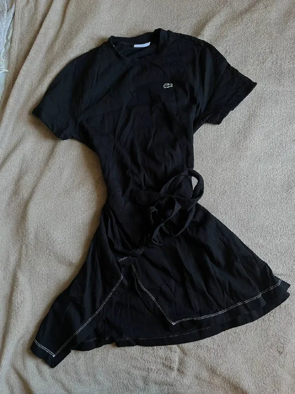 Платье Lacoste 1