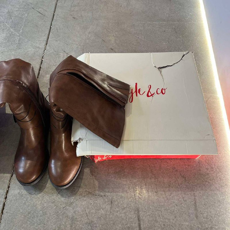 Женские коричневые сапоги 6