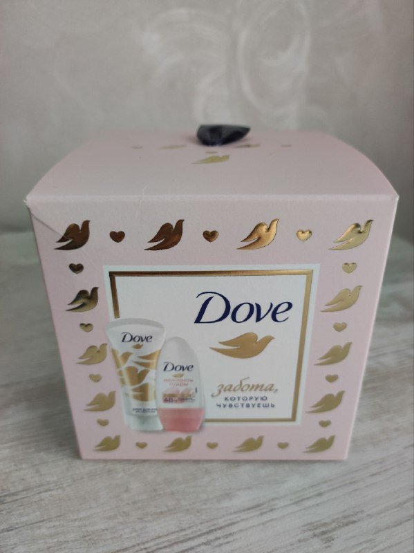 Подарочный набор Dove с дезодорантом и кремом