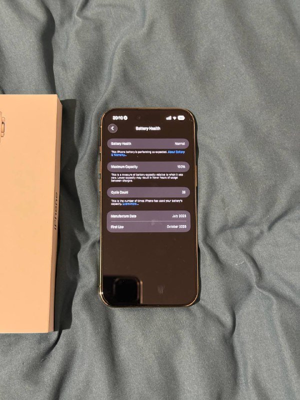 iPhone Air 256GB 100% Battery Health 3