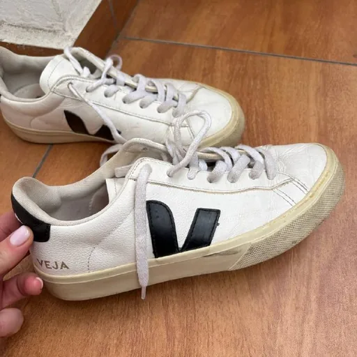 Кроссовки Veja