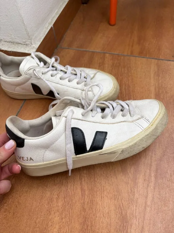 Кроссовки Veja 1