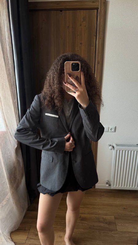 черный укороченный пиджак, серый пиджак 2